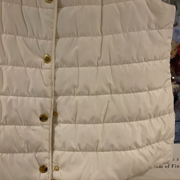 Michael Kors~ Puffer Vest - Picture 5 of 16
